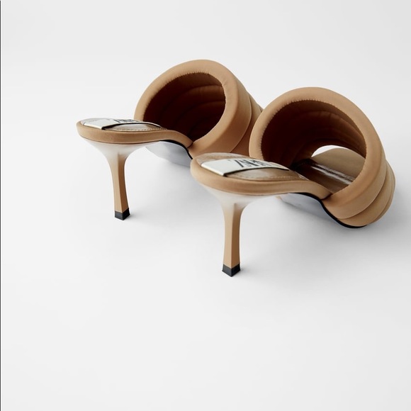 ZARA BEIGE QUILTED SANDALS - Picture 4 of 5